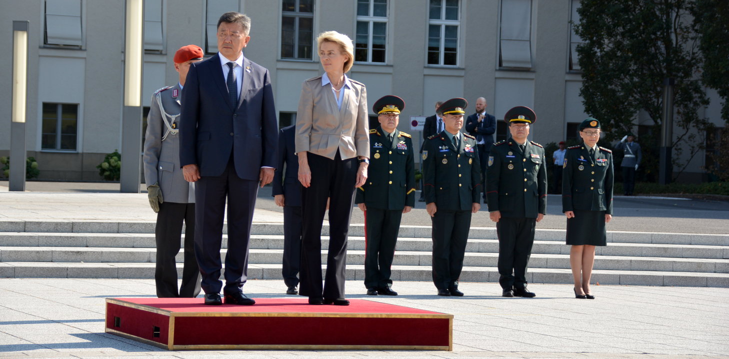 Mongolischer Verteidigungsminister Nyamaa Enkhbold Berlin bendlerblock