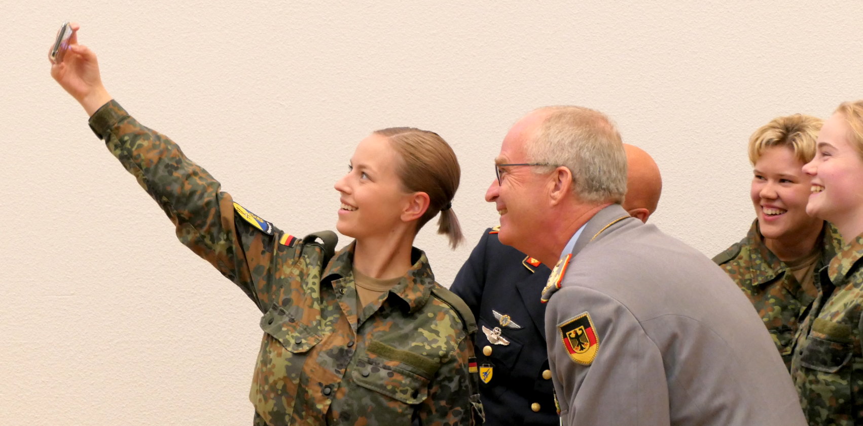 DIE REKRUTINNEN Bundeswehr Exclusive