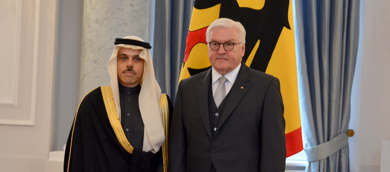 Botschafter akkreditiert Saudi Arabien Prinz Faisal bin Furhan A. F. Al Furhan Al Saud