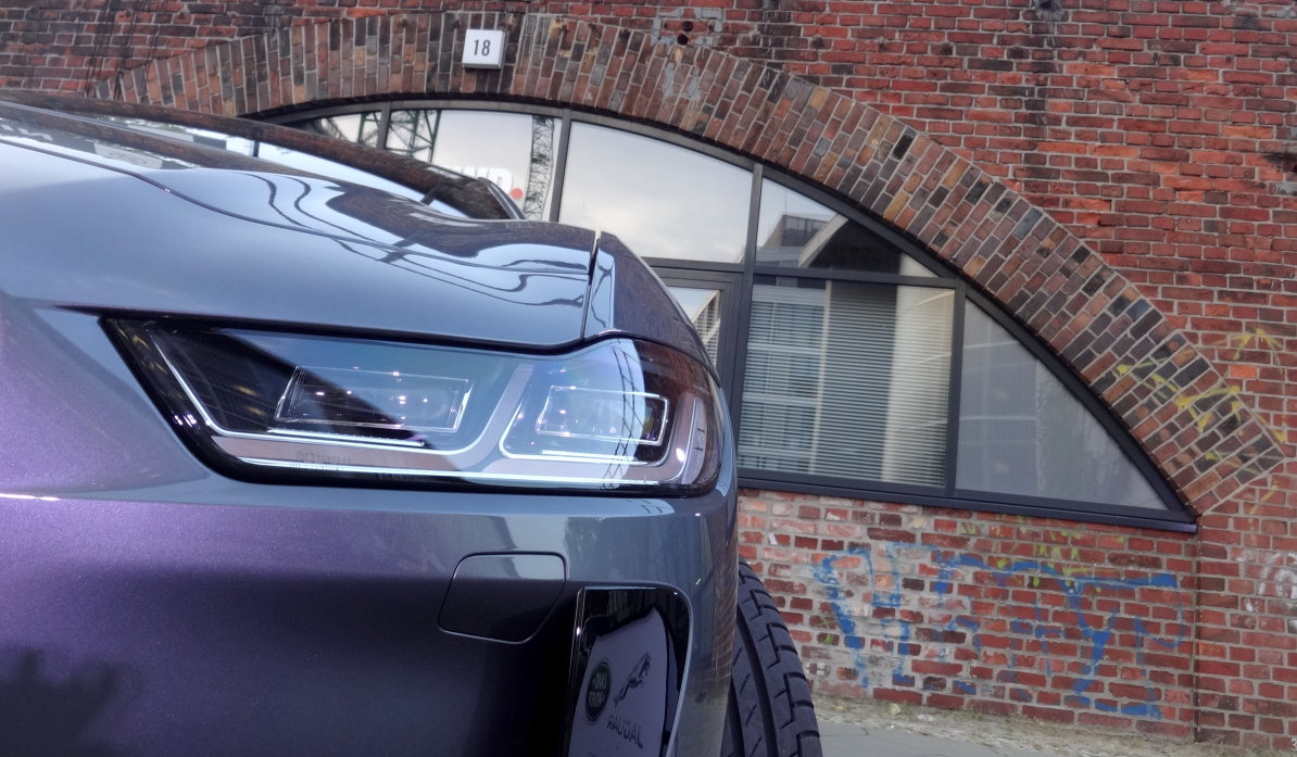 Jaguar I-PACE F-PACE Land Rover Ziegert Immobilien Upside Berlin