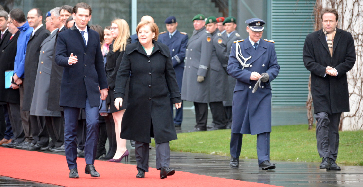 Österreichs Bundeskanzler Sebastian Kurz bei Angela Merkel