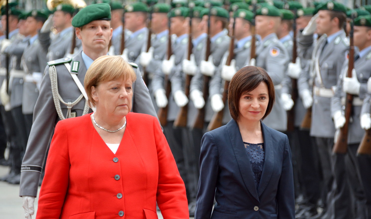 Moldawiens Ministerpräsidentin Maia Sandu Antrittsbesuch Berlin Angela Merkel