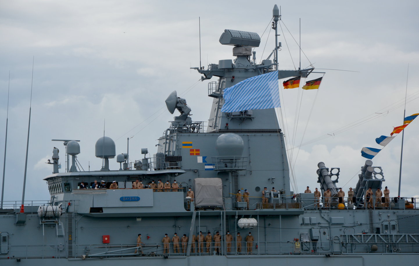 Fregatte "Bayern" durch Verteidigungsministerin Annegret Kramp-Karrenbauer von Wilhelmshaven aus in den Indo-Pazifik entsendet